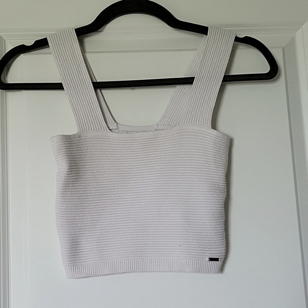 White cropped tank